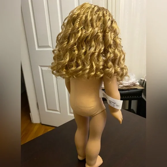 American Girl Doll Courtney Moore Year 2017 - Picture 8 of 16